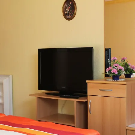 Appartement Zum Giebel Nr 2 *
